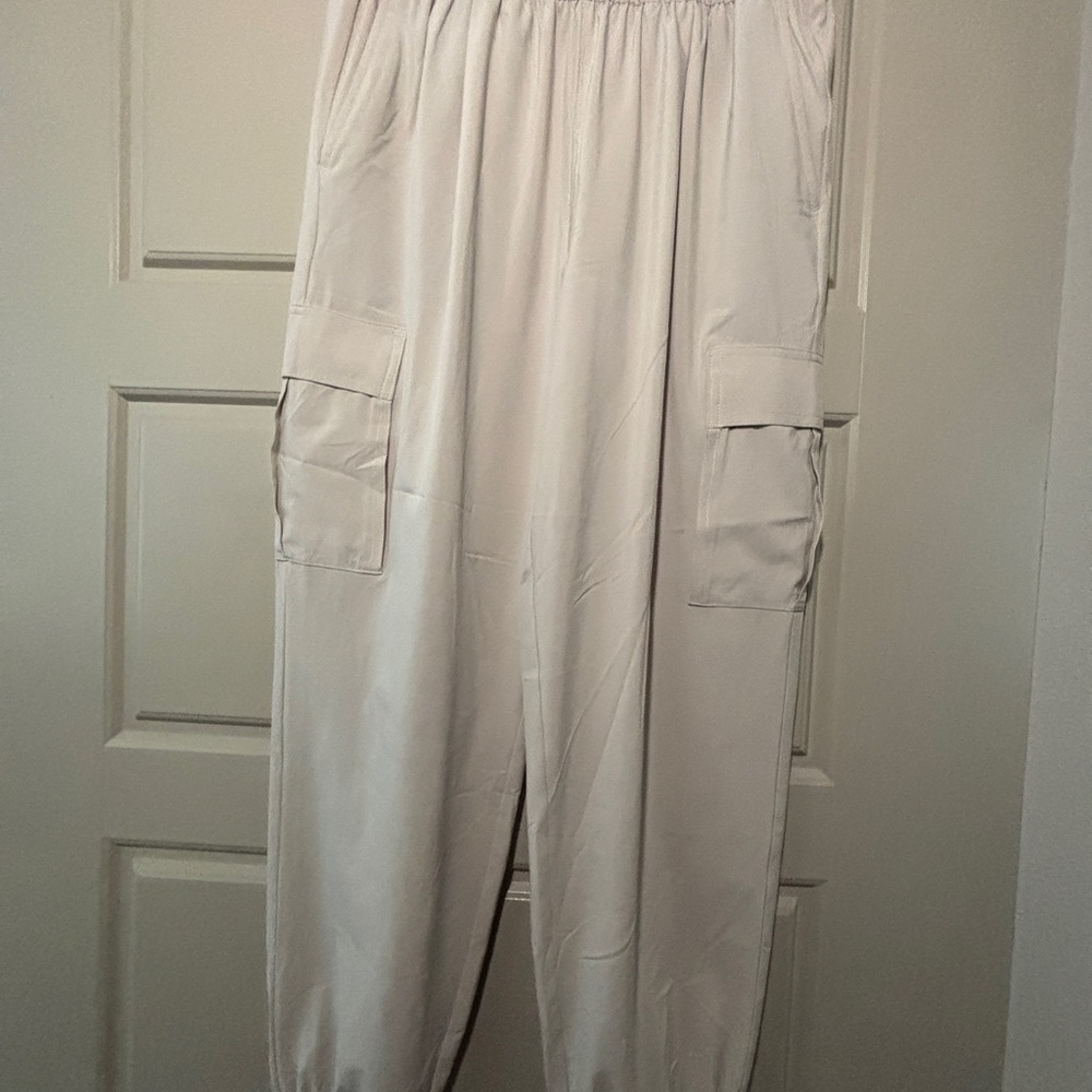 vu Cream Cargo Track Jogger Pants